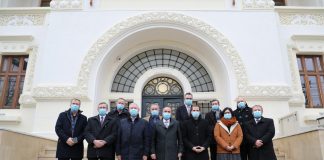 FOTO Universitatea ”Alexandru Ioan Cuza” din Iași vrea să înființeze la Focșani o filială cu 10 specializări pentru licență și master