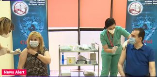 Șefii celor două camere ale Parlamentului s-au vaccinat