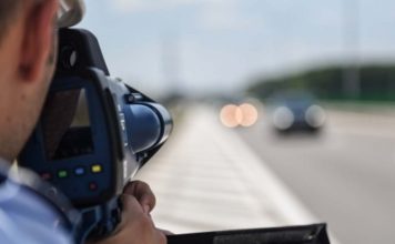 Recolta polițiștilor rutieri vrânceni de vineri, 24 aprilie, de pe DN 2: peste 200 de amenzi, majoritatea pentru vitezomani