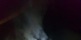 FOTO Incendiu la o casă din Odobești din cauza jarului căzut din sobă