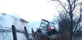 Anexă a unei gospodării, mistuită de flăcări la Vizantea-Livezi