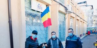 Un tânăr a găsit un portofel plin cu bani aproape de Piața Moldovei și l-a predat polițiștilor. Proprietarul care l-a pierdut a fost identificat