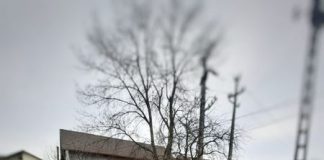 Adjudenii de la case primesc pubele pentru colectarea selectivă a gunoiului