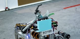 Echipele de robotică ale Colegiilor Naționale „Cuza” și „Unirea”, în finala concursului „First Tech Challenge”