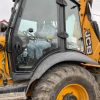 tractor pesta pufesti