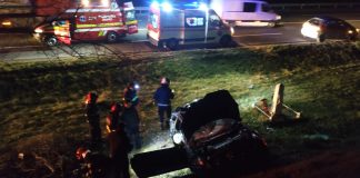 Șoferul rănit în accidentul de la Haret, scos de pompierii de la descarcerare din mașină