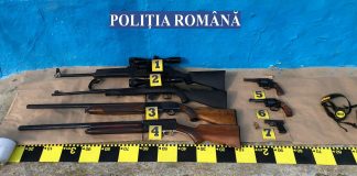FOTO Arme și substanțe toxice, găsite la persoane din Vrancea