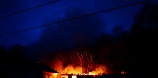 Focul a distrus o locuință din Dălhăuți