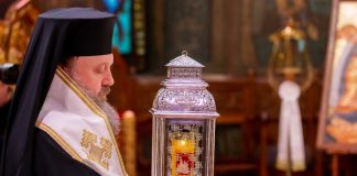 Sfânta Lumină de la Ierusalim va ajunge la Patriarhie în Sâmbăta Mare