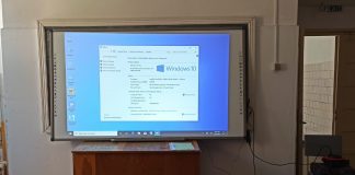 FOTO Table interactive pentru 16 unități școlare din județ