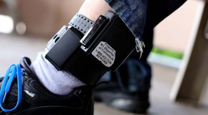 Ce spune poliția despre scandalul soldat cu ordin de protecție și monitorizare electronică