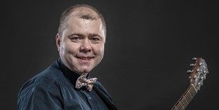 Concertul programat în această seară la Ateneul Popular a fost anulat. Artistul a găsit ușa încuiată