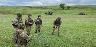 FOTO Antrenamente intense ale militarilor vrânceni în Centrul de Instruire de Luptă Smârdan
