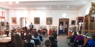 Proiect pentru elevi despre regalitate și Regina Maria