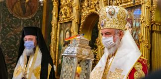 Patriarhul Daniel a dat un mesaj pro-vaccinare la primirea Luminii Sfinte de la Ierusalim