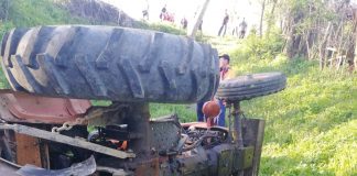 Persoană prinsă sub un tractor, la Odobești