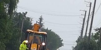 VIDEO Zeci de gospodării inundate la Biliești. Trafic pe rute ocolitoare spre Biliești și Suraia