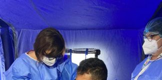 FOTO Ministrul Sănătății vaccinează vrâncenii aflați la Târgul duminical de la Dumbrăveni