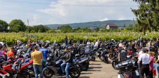 Peste 100 de motocicliști au participat la Drumul Mausoleelor pe Motocicletă