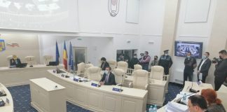 ULTIMA ORĂ Haos și scandal în sala de ședințe a Consiliului Local Focșani. Au venit și polițiștii