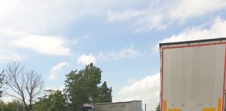 ULTIMA ORĂ Coliziune între un tir și un autoturism la Bizighești