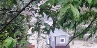 VIDEO Premierul Florin Cîțu s-a interesat de situația celor 12 muncitori din Vrancea izolați de ape