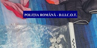 Doi bărbați, reținuți în Vrancea pentru trafic de droguri de risc