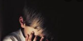 A intrat în vigoare legea care pedepseşte nedenunţarea agresiunilor sexuale asupra copiilor