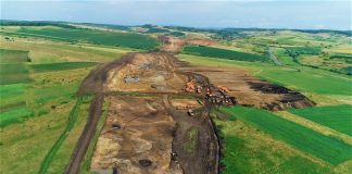 FOTO-VIDEO Firma lui Umbrărescu, lăudată pentru modul în care lucrează la drumuri și autostrăzi