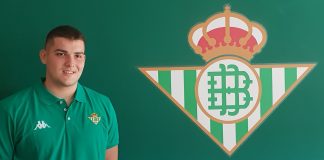 Surprinzător: cel mai bun baschetbalist focșănean al noii generații nu poate juca la clubul din Spania, unde s-a transferat. Antrenorul de la Focșani invocă o clauză de 3.000 de euro