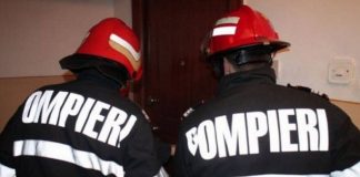 ULTIMA ORĂ Intervenție pentru deblocarea unei uși în Focșani