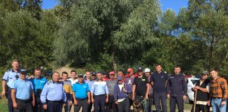 Bărbatul dispărut de la o stână, găsit nevătămat într-un lan de porumb. La căutări a participat și un câine polițist