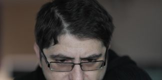 Jurnalistul Costi Rogozanu va activa ca profesor la Școala Gimnazială Ciorăști