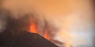 Un nor toxic va ajunge deasupra României