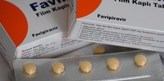 Medicamentul Favipiravir, permis pentru tratarea formelor ușoare de COVID-19 în România