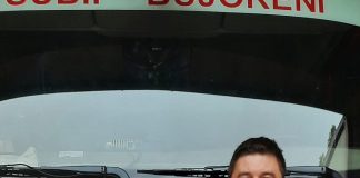 Un pompier vrâncean, aflat în București, a salvat viața unui bătrân căzut pe stradă, în stare de inconștiență