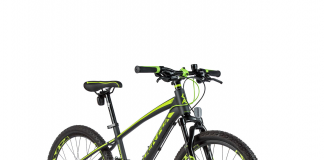 Biciclist lovit de o mașină în Cartierul Sud din Focșani