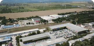 Astăzi se deschide un nou centru comercial în Focșani. Cei care trec prin zona gării se pot și vaccina anti-COVID