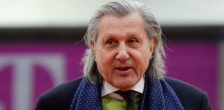 Ilie Năstase, la spital, suspect de COVID