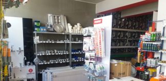 Marii retaileri cer modificări la regulile care stabilesc restricții în magazinele considerate nealimentare