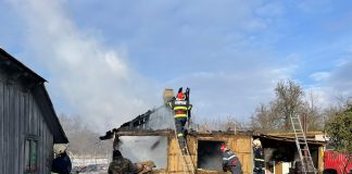 Anexă distrusă de incendiu, la Dumitrești
