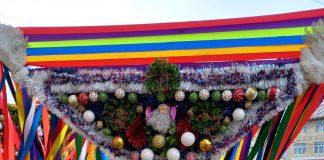 FOTO-VIDEO Uncheșii din Păunești au alungat anul 2021 și au întâmpinat cu bucurie anul 2022