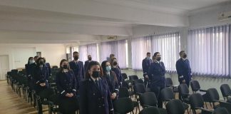 Polițiști vrânceni avansați în grad, de Ziua Națională a României