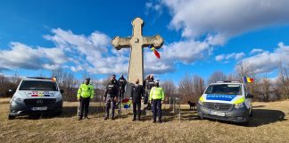VIDEO-FOTO Polițiștii vrânceni au sărbătorit Ziua Națională la Poienița și la Focșani