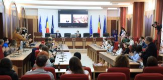 Elevii și sportivii de top, premiați de administrația județeană