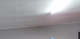 250 de elevi romi primesc rechizite în prag de sărbători de la Partida Romilor Sucursala Vrancea