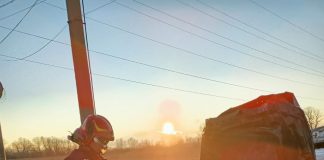 Un autoturism a luat foc pe Șoseaua Vrancei