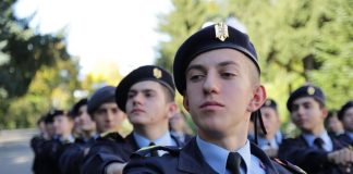 Au început înscrierile la colegiile naționale militare