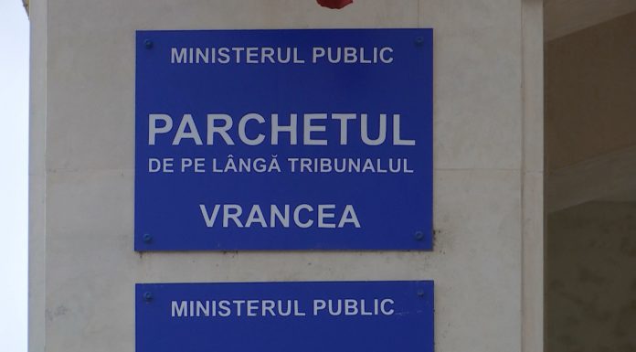 Un procuror din Vrancea, pe lista magistraților care susțin reformarea justiției / Mii de jurnaliști în apărarea redacției Recorder