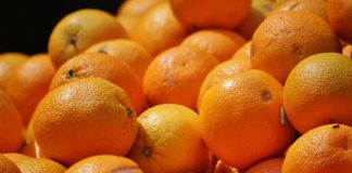 Carrefour retrage de la vânzare un lot de portocale